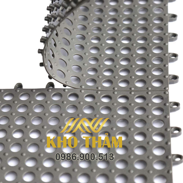 Tấm nhựa ghép trải sàn chống trơn màu ghi