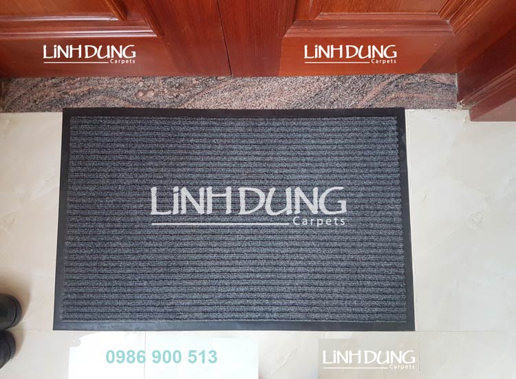 Thảm chùi chân đế đen cao su 44