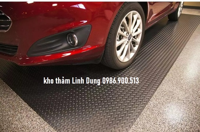Thảm nhựa hình thoi hình lá màu ghi chống trơn gara ô tô
