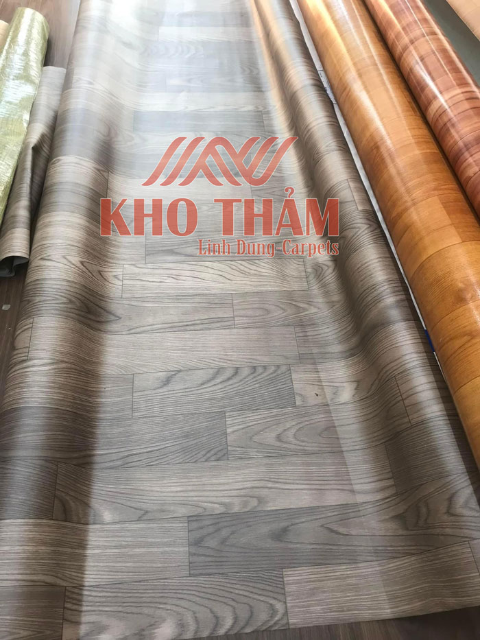 Thảm trải sàn simili giả gỗ dạng cuộn khổ 2m rộng 